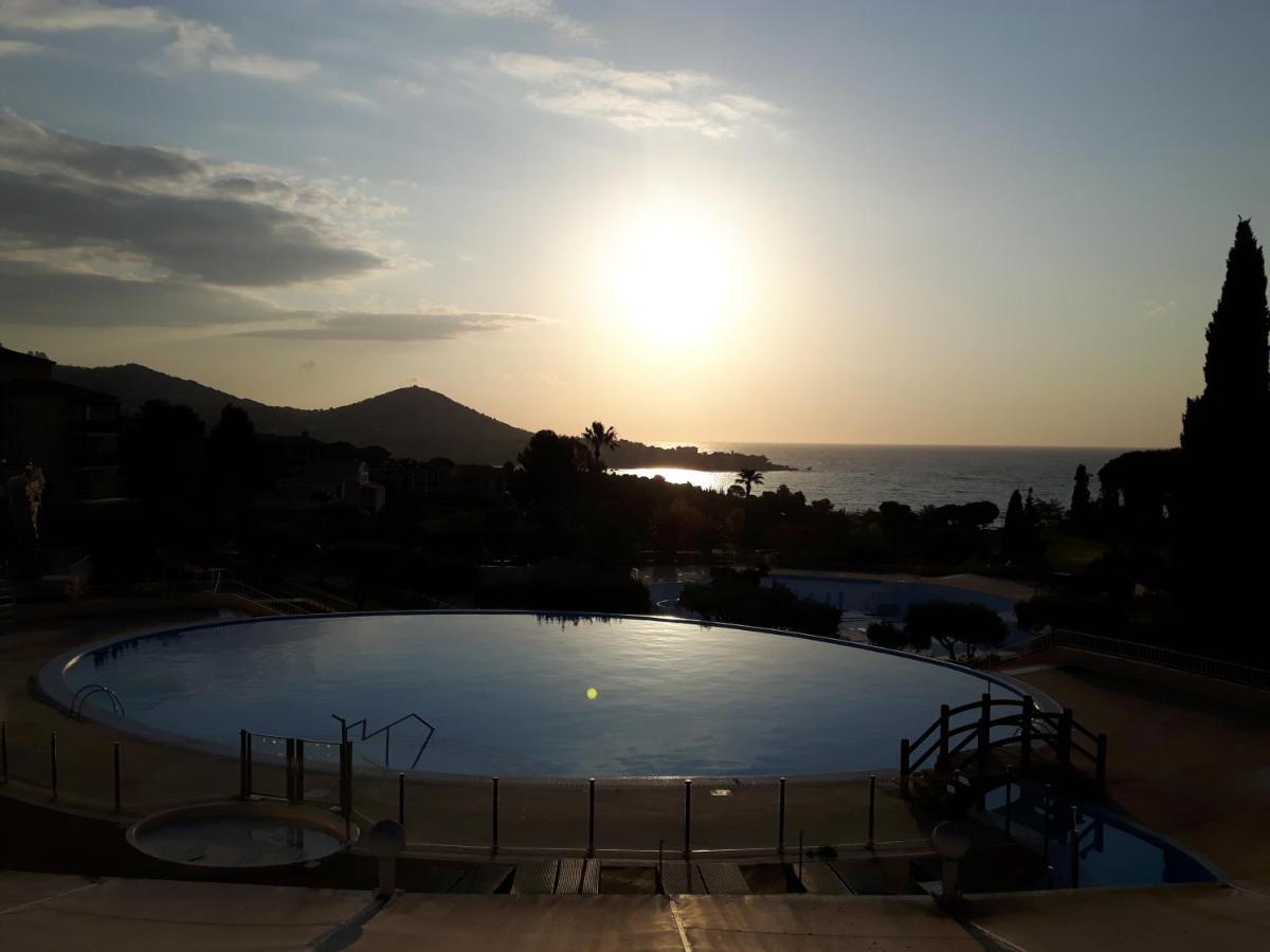 Cap Esterel Studio H3 Saint-Raphaël المظهر الخارجي الصورة